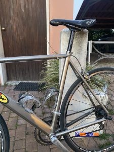 Bici da corsa telaio titanio