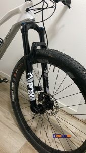 Megamo track