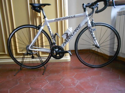 Vendo bici da corsa ParkPre TG. 56 per motivi di salute nuova mai usata ottimo affare!!!