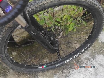 Bicicletta elettrica gravel