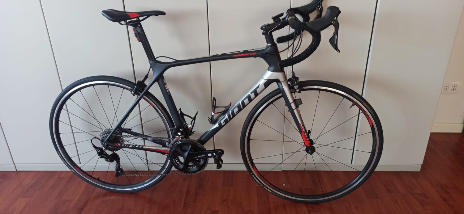GIANT TCR Advance 2 FULL CARBON