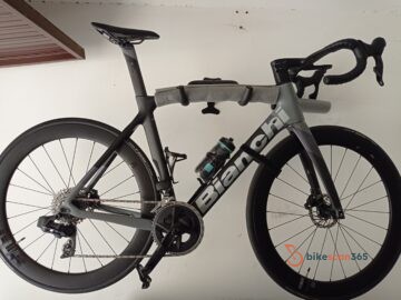 Bianchi OLTRE XR4 -Rival 2x12v.