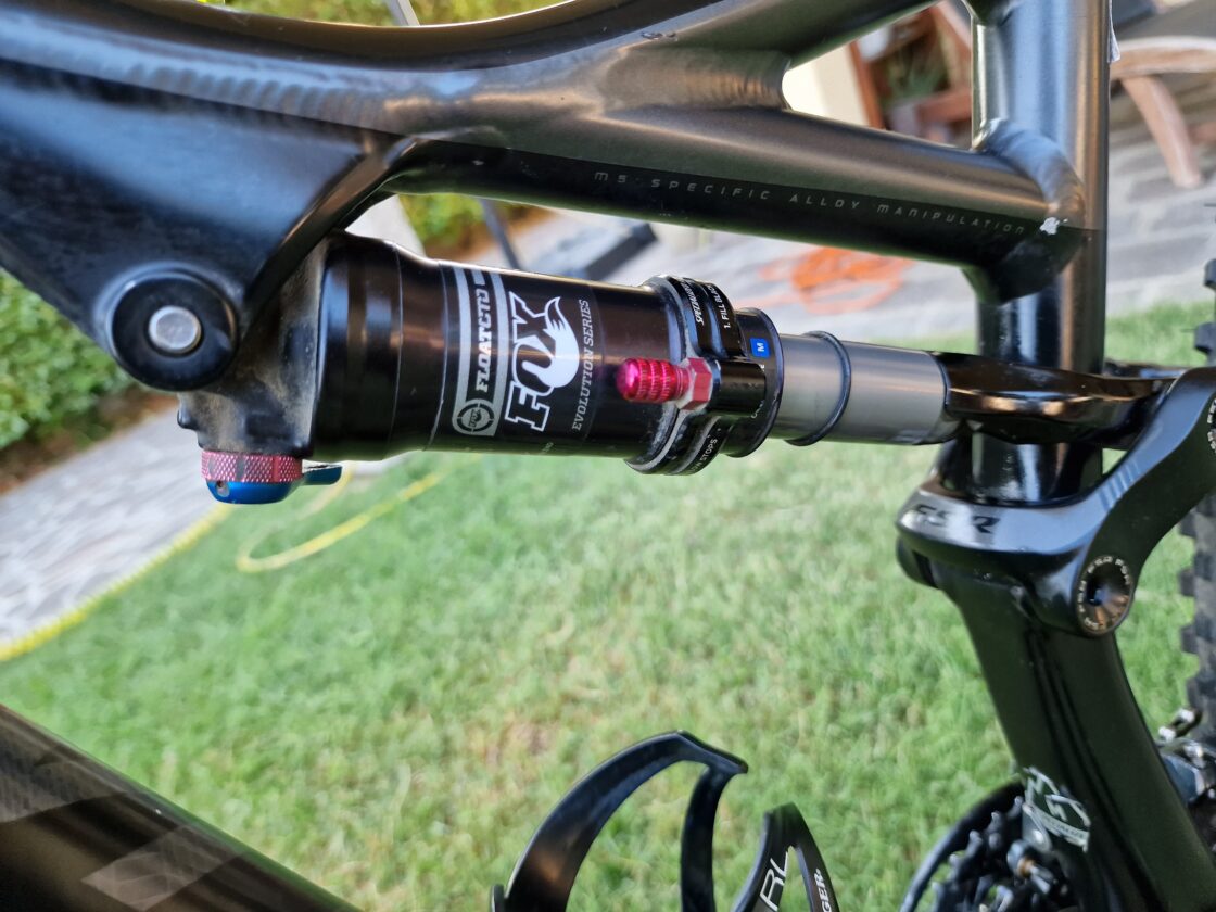 Full suspended MTB Specialized