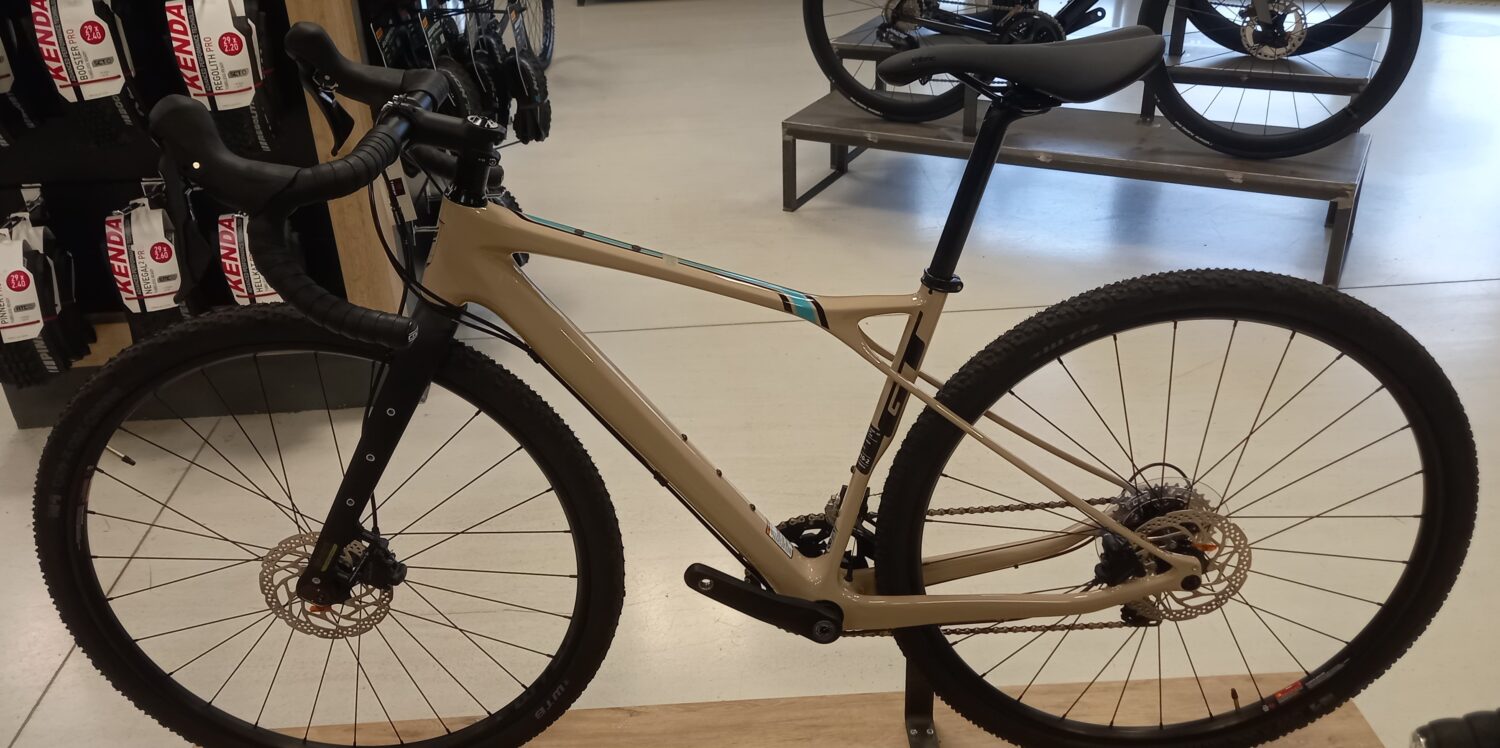 GT Grade Carbon Expert
