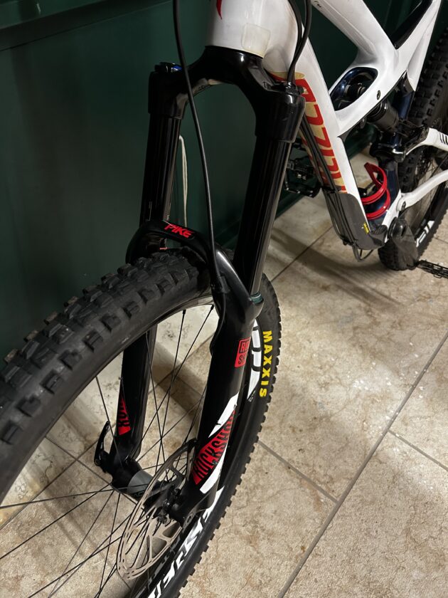 Vendo Specialized ENDURO Expert Carbon taglia L-S4 perfetta