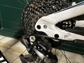 Vendo Specialized ENDURO Expert Carbon taglia L-S4 perfetta