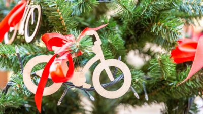 Dieci ottimi motivi (e relative scuse) per regalarsi una bici a Natale