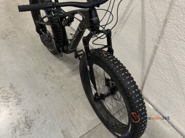 Fat bike in carbonio