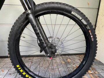 E-bike giant