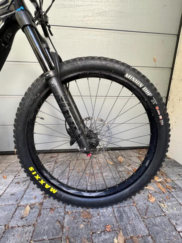 E-bike giant