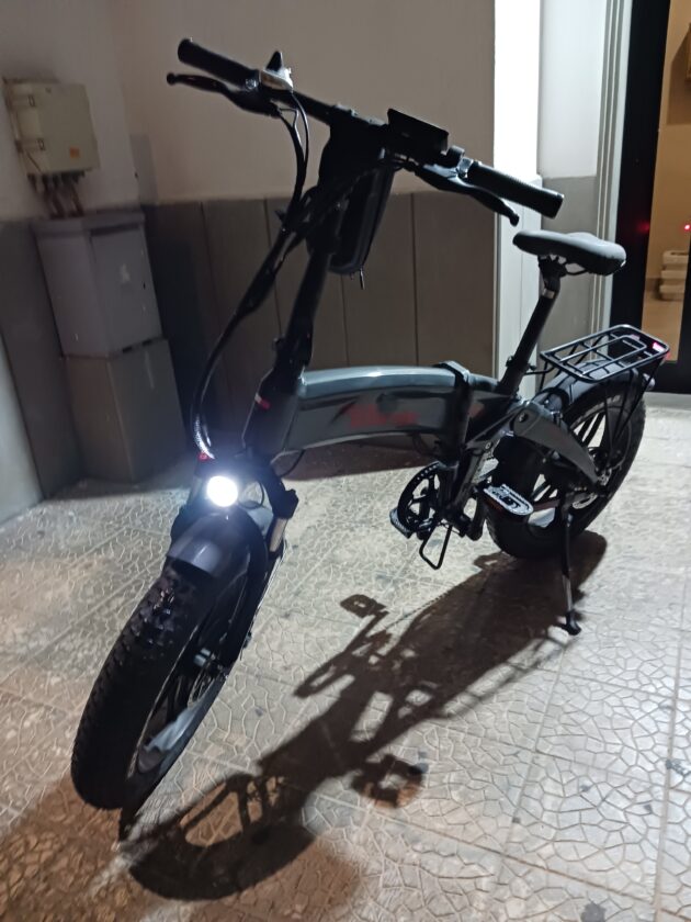 Bicicletta elettrica pieghevole 2023