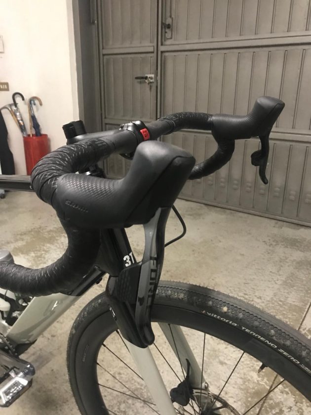 Bici strada 3T Exploro Carbonio