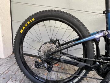 E-bike giant