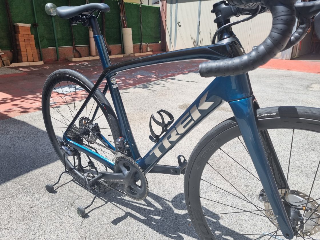 Bici corsa endurance Domane AL2 discTrek