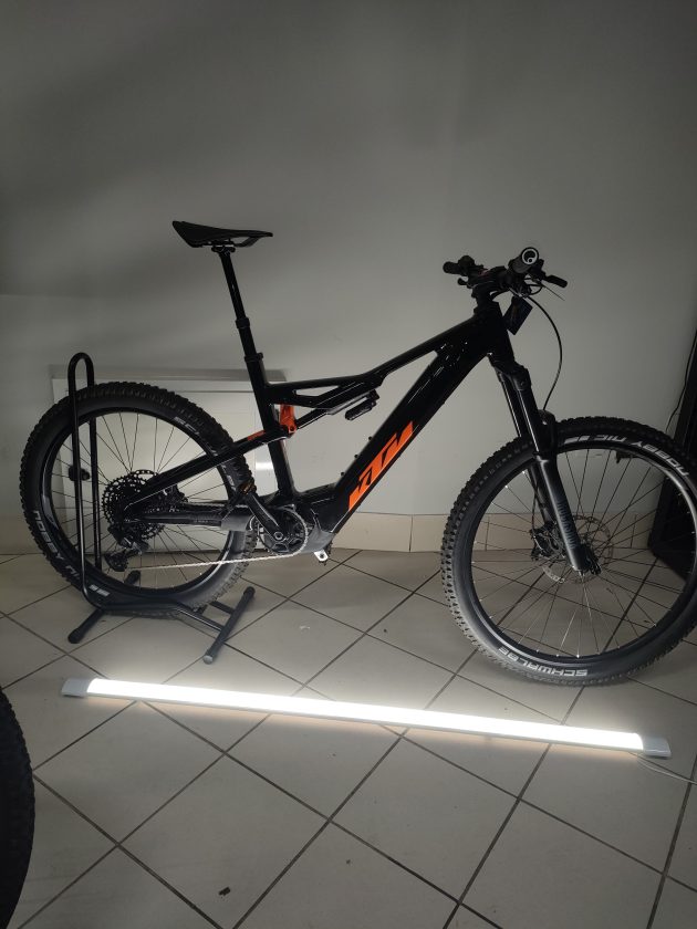 KTM KAPOHO 7973