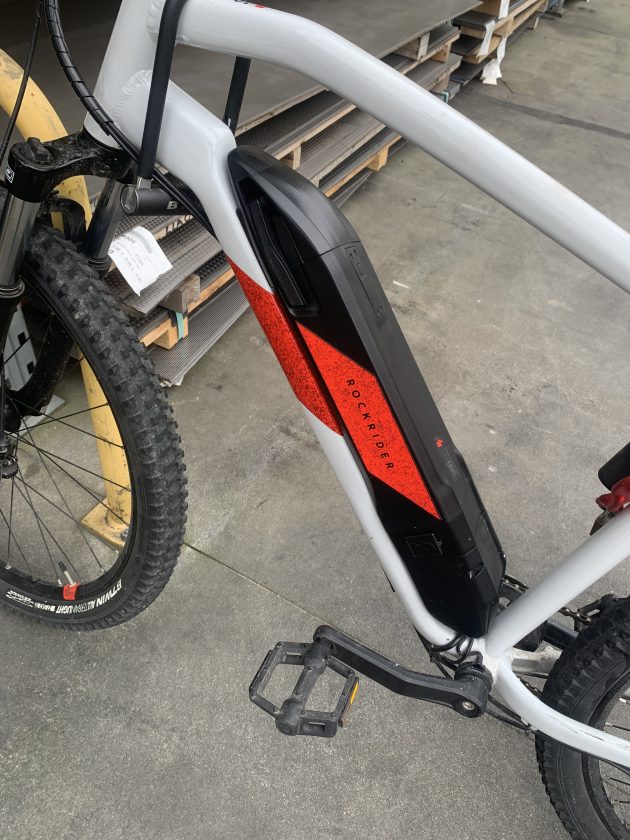 Bicicletta elettrica pedalata assistita comprata il 23/08/23 solo 8 mesi di usò eccellente stato