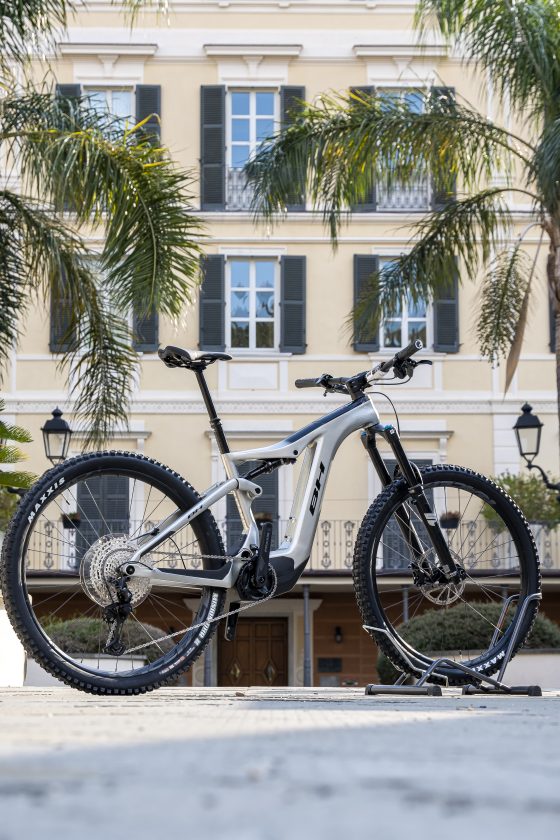 Vendo BH ATOMX LYNX CARBON 9.7