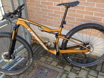 MTB 29″ full in carbonio Lapierre Xrm 8.9 – Fox kashima 2023