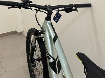 Bici elettrica  R Raymon