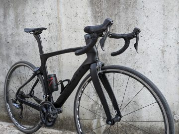 Pinarello Prince MY22 BlackonBlack