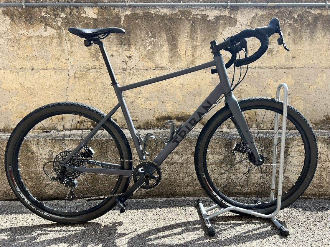 TRIBAN GRVL 520 SRAM APEX 1