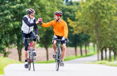 Vacanze di Natale su due ruote: 5 itinerari imperdibili per il cicloturismo invernale