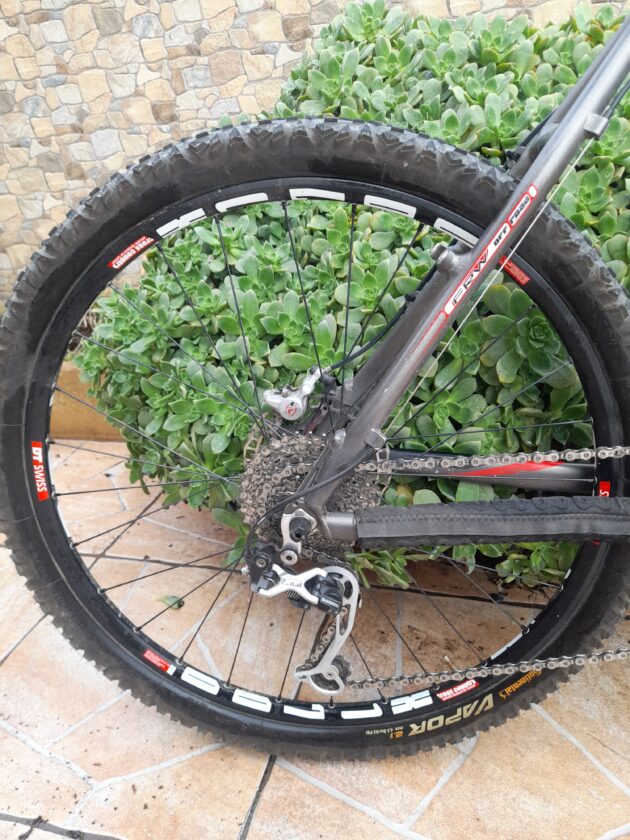 MTB 26 in alluminio superleggero, peso 11.5 kg nessun lavoro da fare