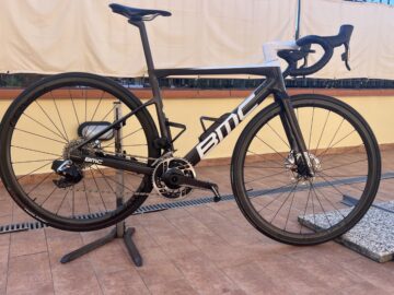BMC Teammachine SLR 01 ONE 2023